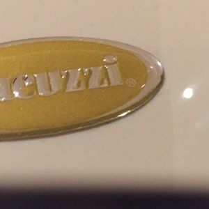 Meet your Posher, Pranvera